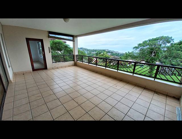 4 BEDROOM APARTMENT TO LET IN BALLITO CENTRAL